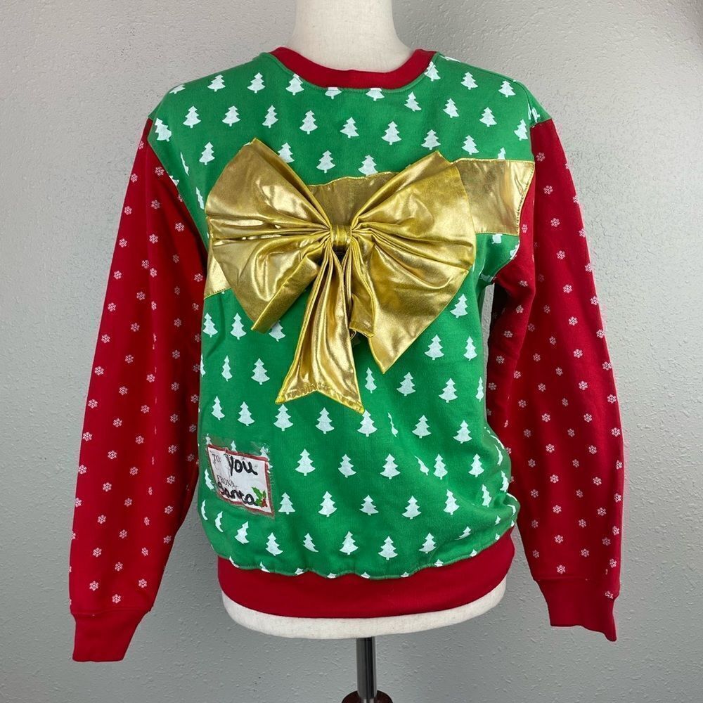 Christmas Present Sweater Size L EUC